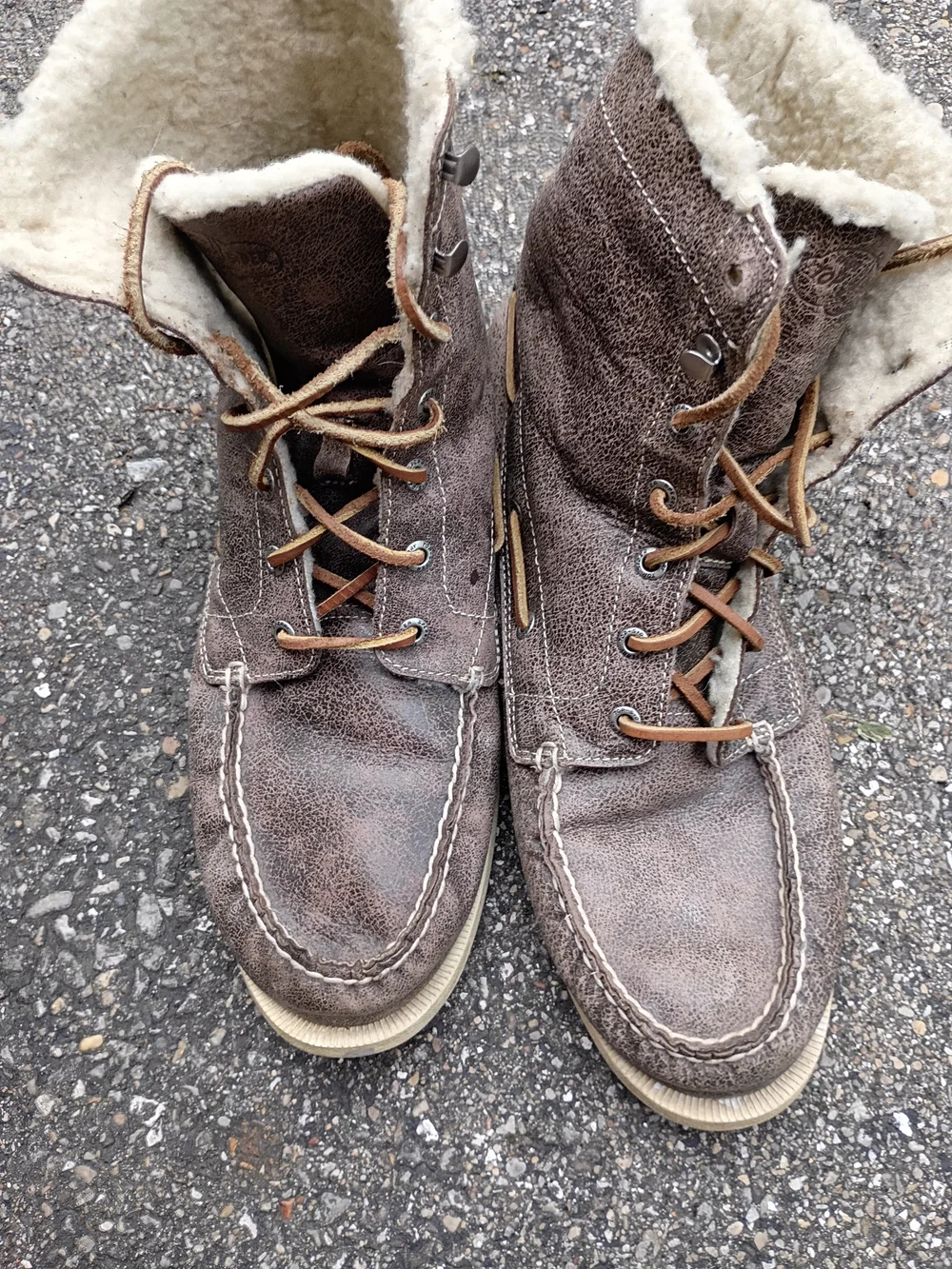 Sperry Brown Shearling-Lined Men’s Boat Boots